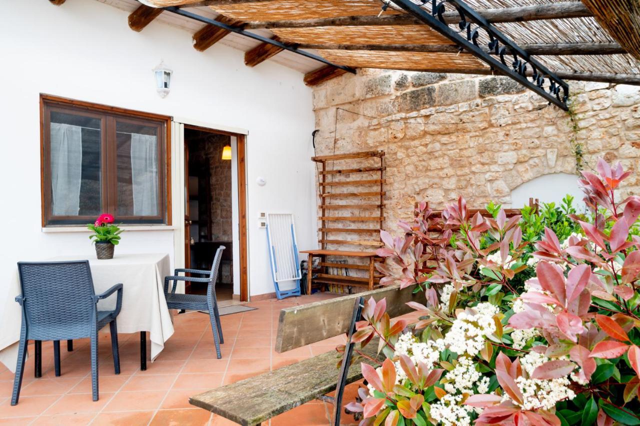 Villa Casina Dei Preti Conversano Exterior foto